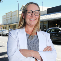 This is a picture of Tammy Elvin, a speaker at the conference